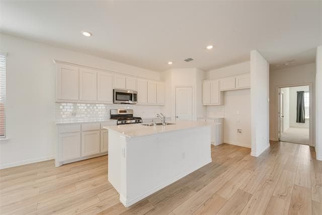 Building Photo - 3750 Honey Daisy Dr