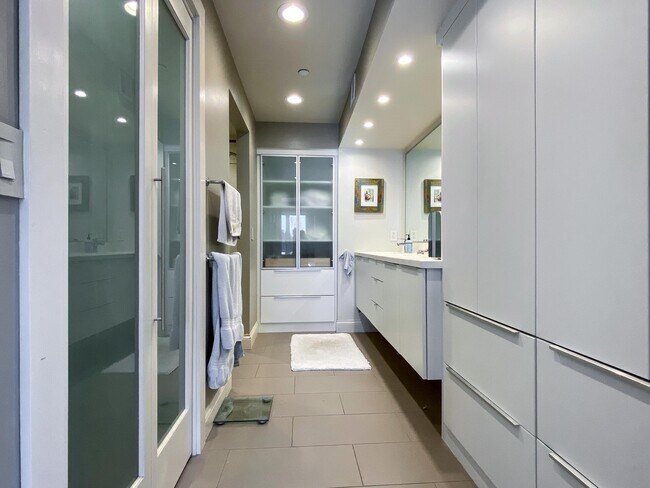 Building Photo - 601 N Segoe Rd