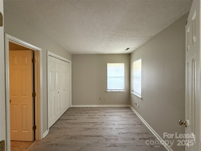 Building Photo - 2720 Von Thuringer Ct