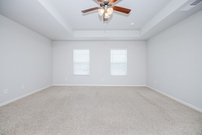 Building Photo - 1016 Sherwood Ln