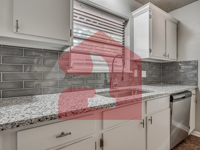 Building Photo - 10504 Ridgeview Dr