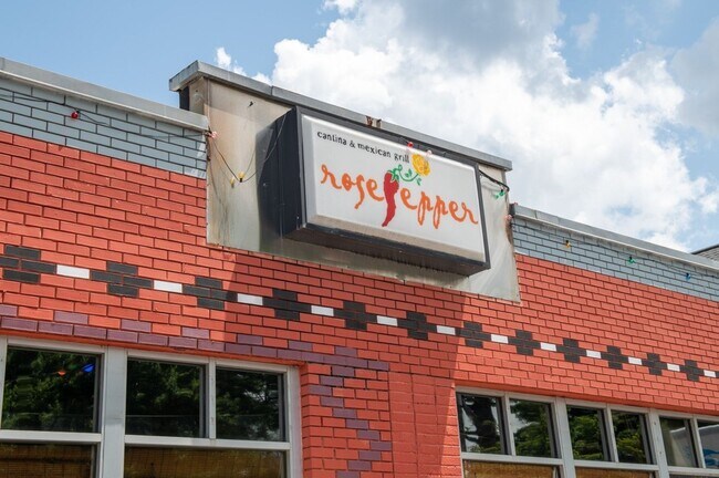 Building Photo - East Nashville Charmer