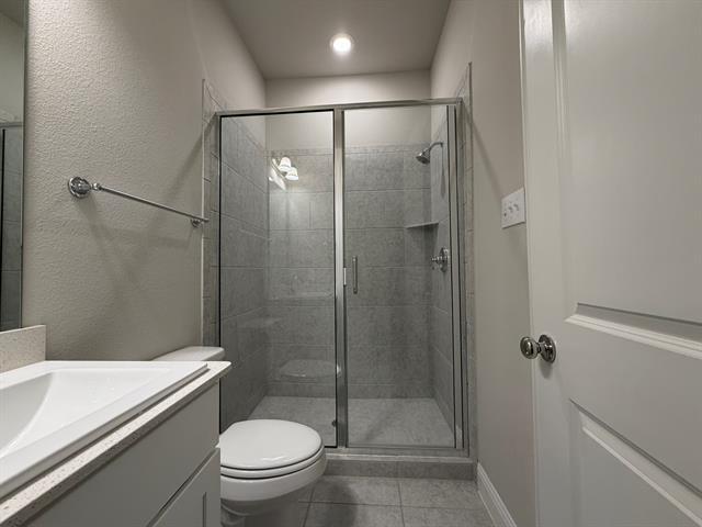 Building Photo - 624 Hutchinson Ln