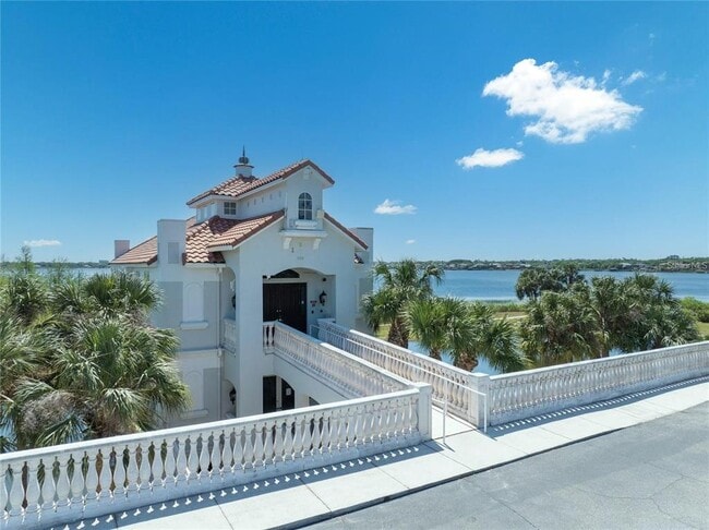 Building Photo - 8413 St Marino Blvd