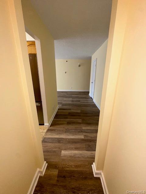 Building Photo - 14 Nosband Ave