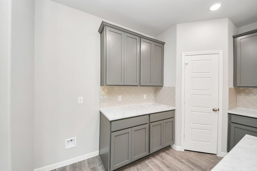 Building Photo - 22826 Xanthos St