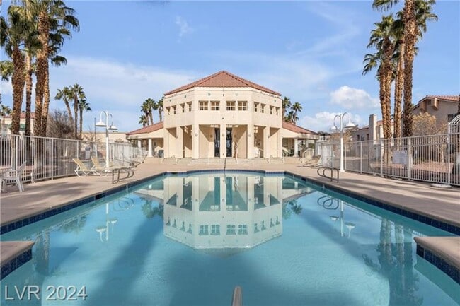 Building Photo - Southwest Las Vegas Condo. 1st Floor. 1 be...