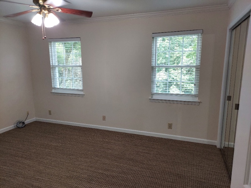 Building Photo - 1251 Carriage Park Dr