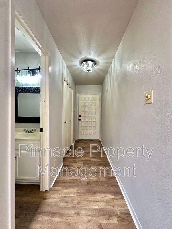 Building Photo - 3602 Gemini Dr