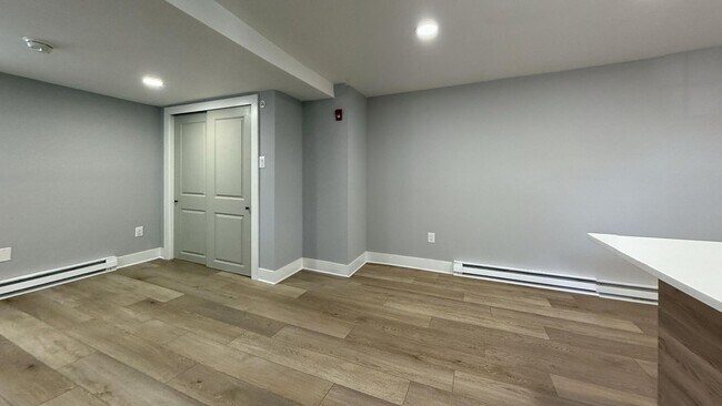 Building Photo - 1801 N 59th St