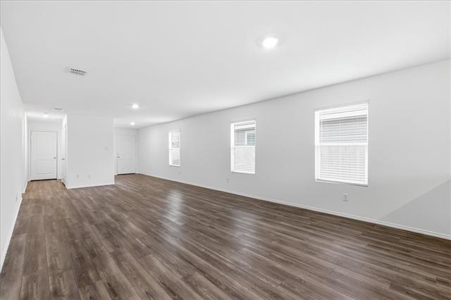 Building Photo - 7336 Woodpecker Dr