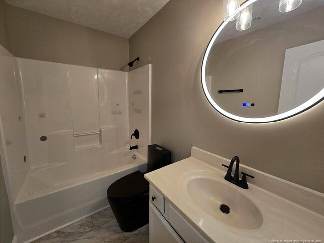 Building Photo - 501 Mildenhill Rd