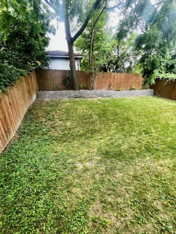 Building Photo - 3463 Wabash Ave