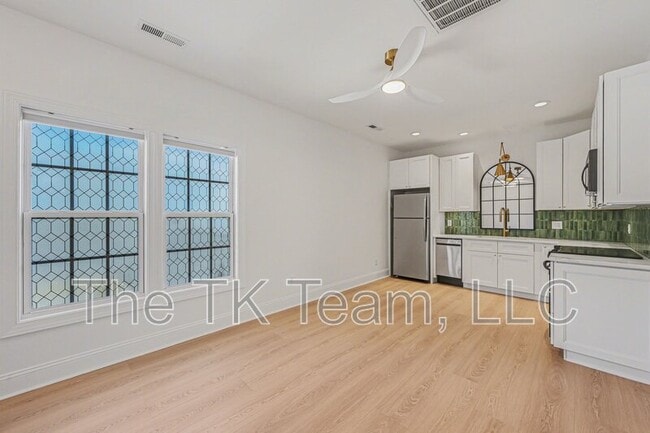 Building Photo - 140 Harper Lee St