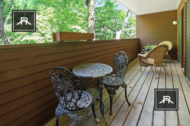 Building Photo - 2 bedroom in Boston MA 02130