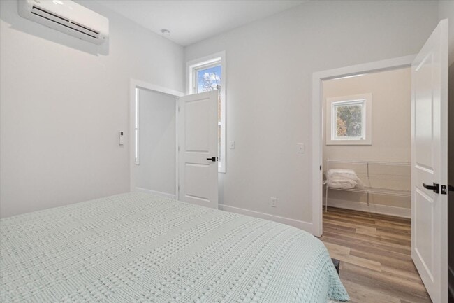 Building Photo - 1164 Terrace St