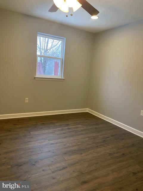 Building Photo - 604 Green Tree Ln