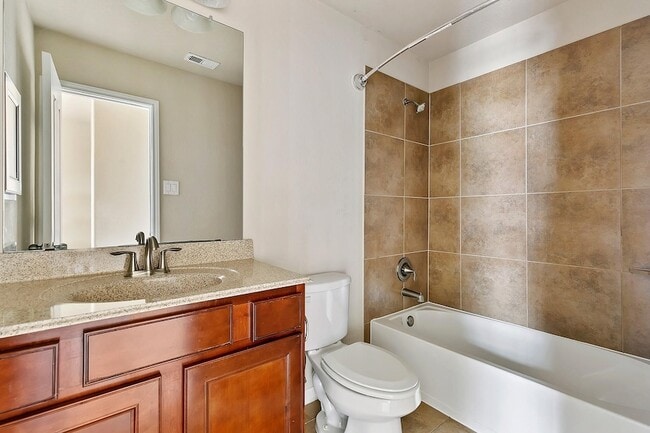 Building Photo - 26315 Cedar Pine Dr