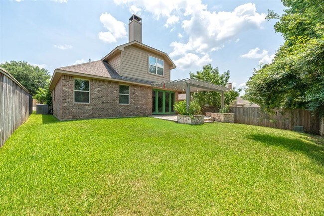 Building Photo - 202 Black Swan Pl