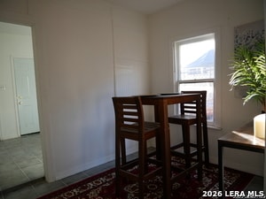 Building Photo - 1820 Ruiz St