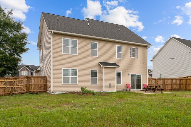 Building Photo - 133 Lockwood Dr