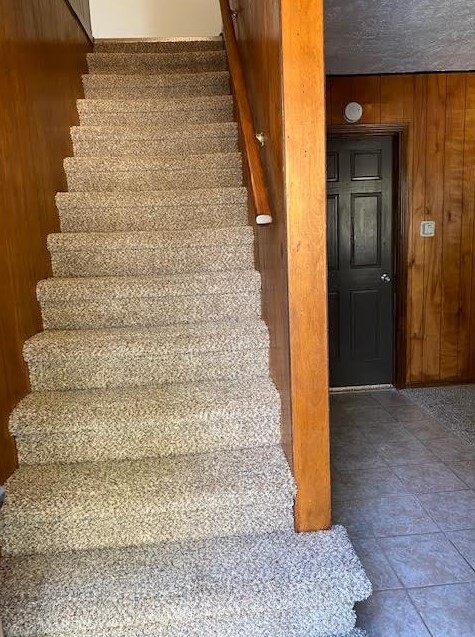 Building Photo - 998 52nd St SE