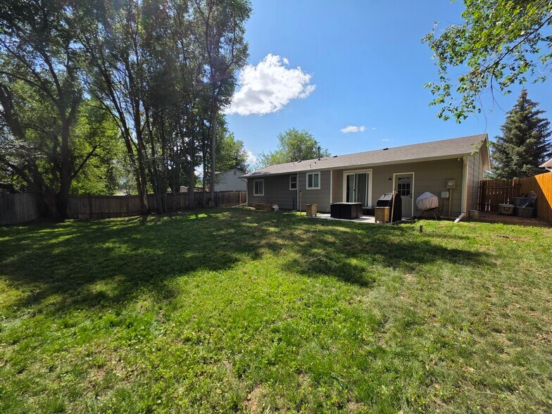 Building Photo - 4850 Hunters Run
