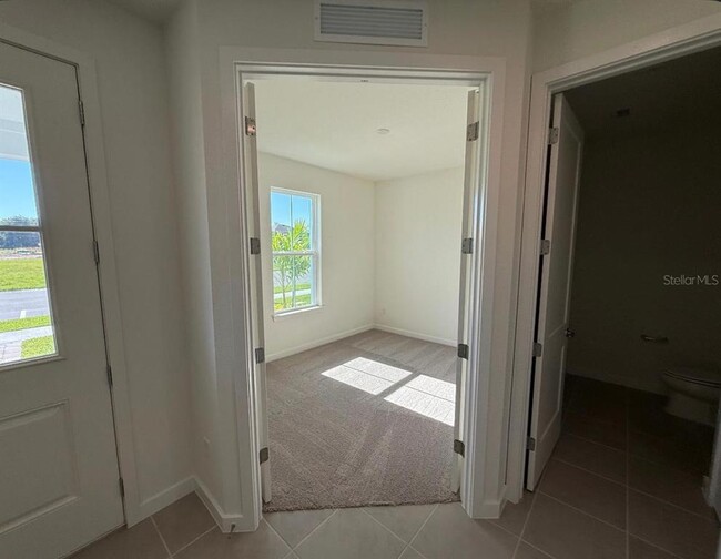 Building Photo - 2006 Education St