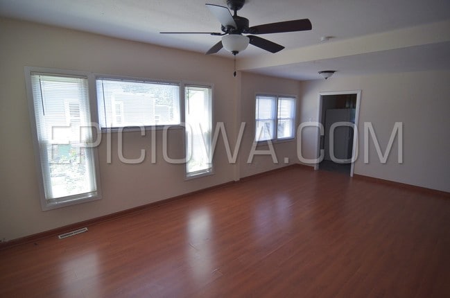 Building Photo - 1398 12th St