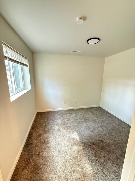 Building Photo - 4333 S 5630 W