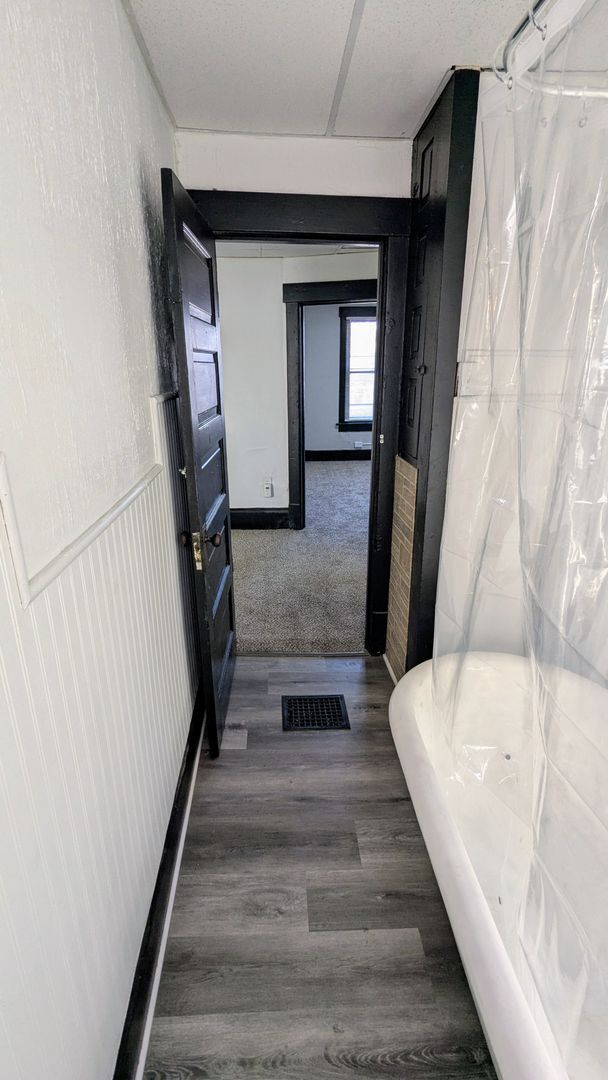 Building Photo - Schonfeld Holdings, LLC (916 6th St)