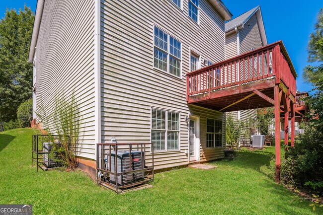 Building Photo - 6288 Lake Valley Point