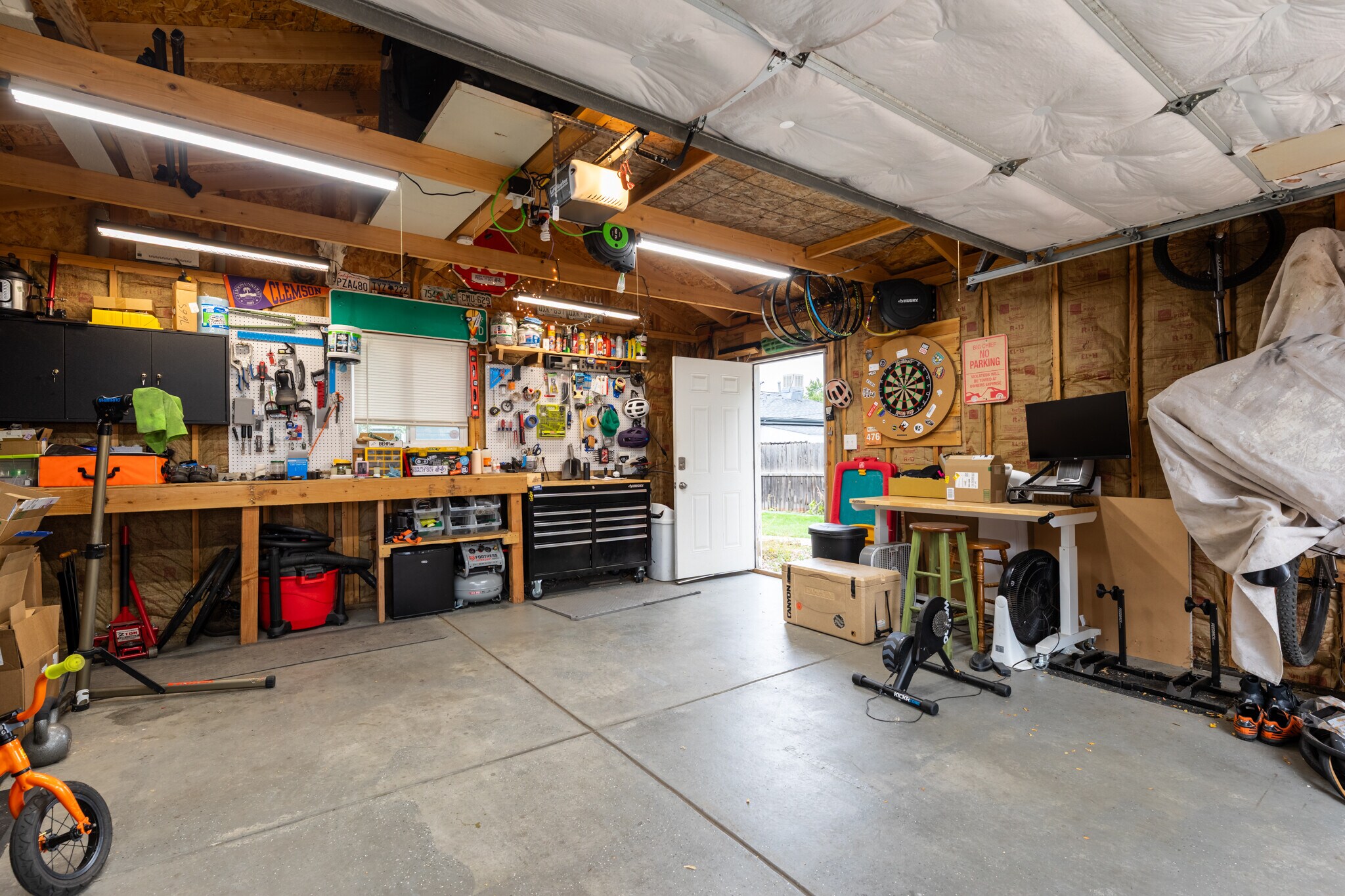 Building Photo - 4591 Wyandot St