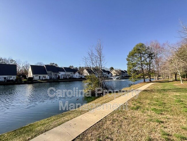 Building Photo - 217 Arlington Downs Blvd