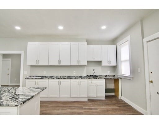 Building Photo - 107 Homestead St