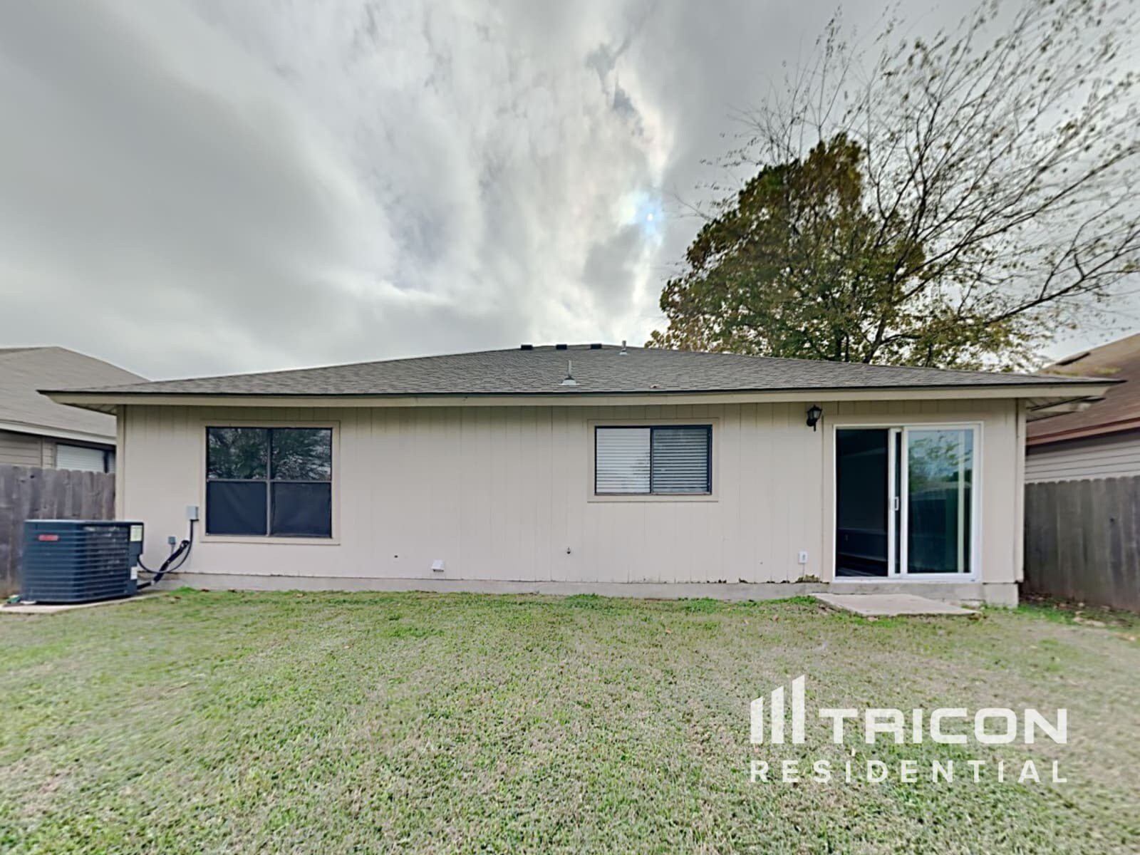 Building Photo - 6703 Beech Trail Dr