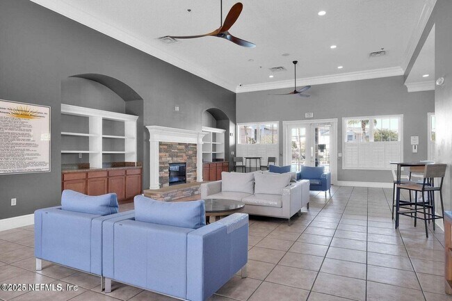 Building Photo - 4911 Key Lime Dr