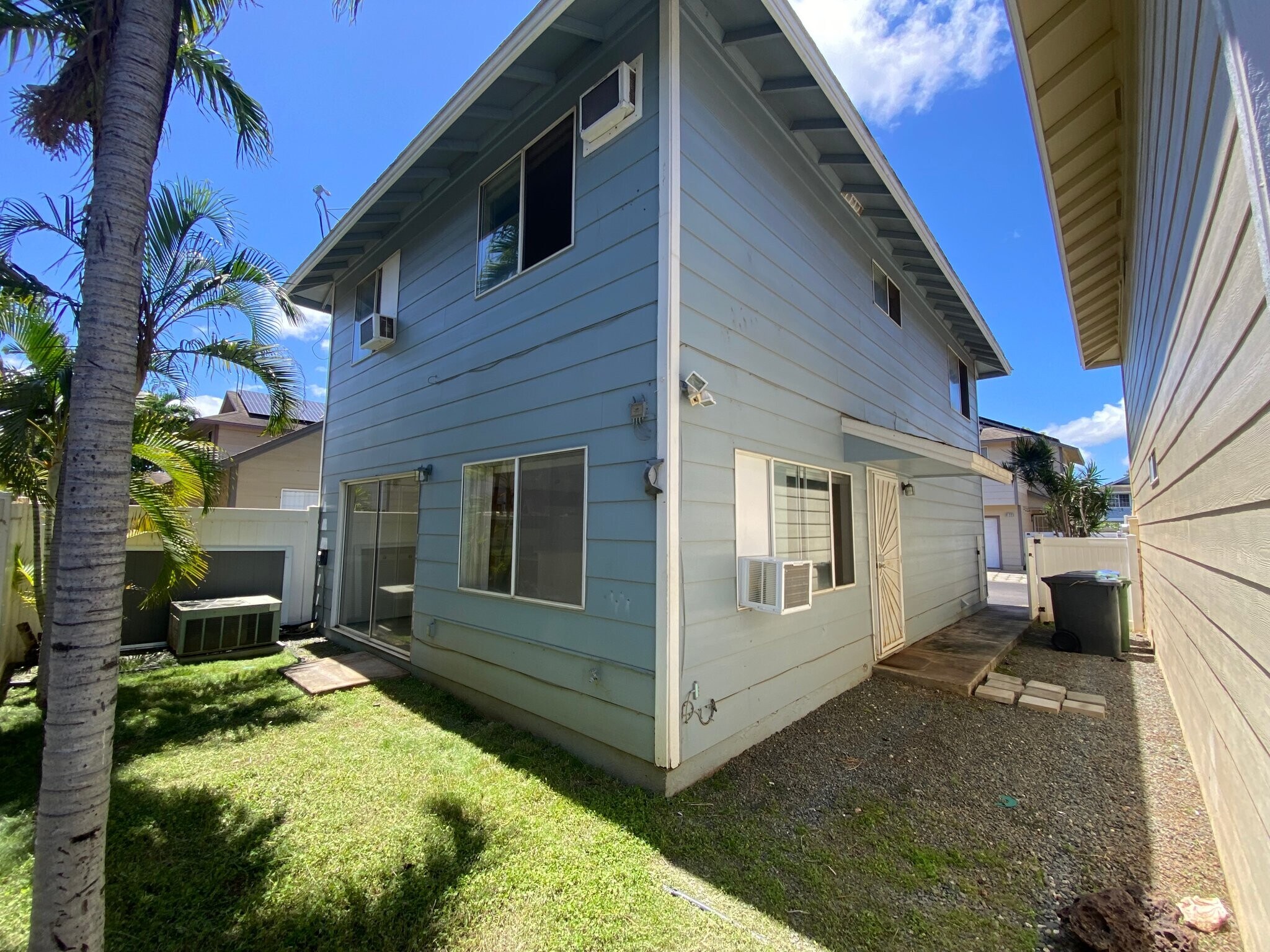 Building Photo - 91-211-211 Niuhiwa Pl