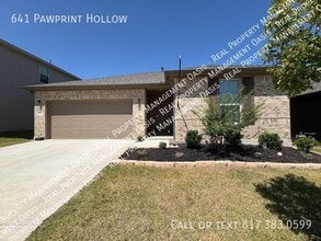 Building Photo - 641 Pawprint Holw
