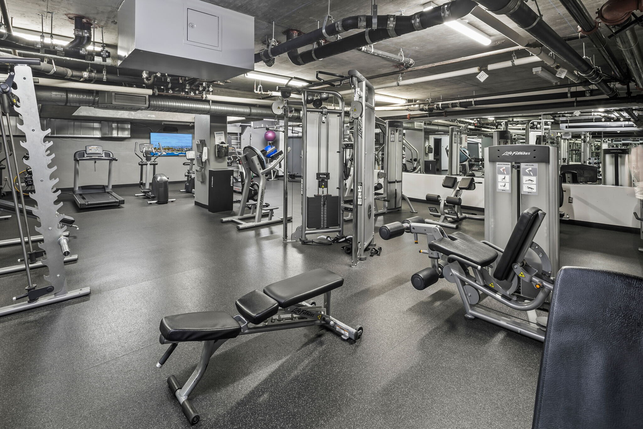 Building Photo - 1150 J St