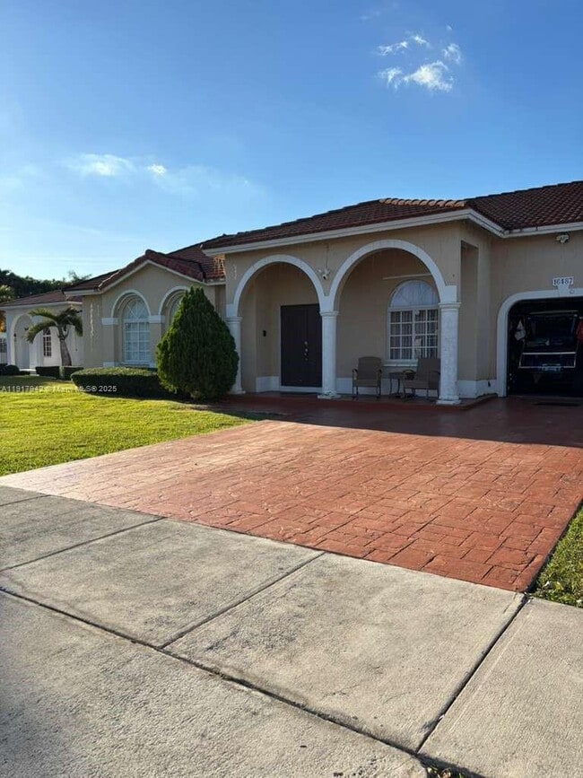 Building Photo - 16487 SW 56th Terrace