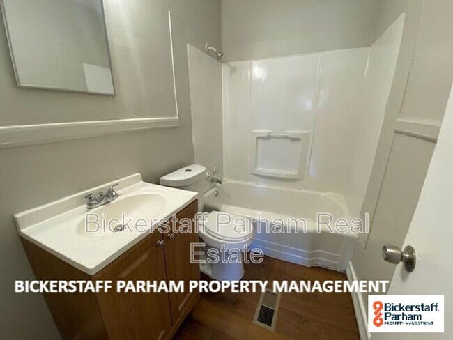 Building Photo - 4163 Swann St