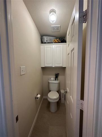 Building Photo - 1208 Lazy Ln