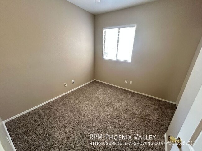 Building Photo - 11191 W Palm Ln