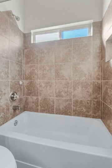 Building Photo - Charming 3-Bedroom Home with 2 Full Baths close to Park