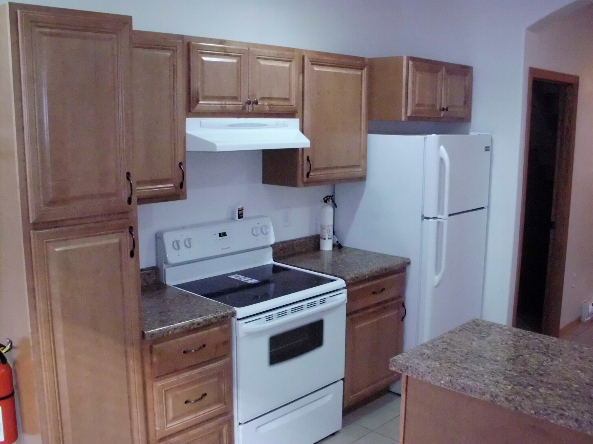 Building Photo - 1303 E 2nd St