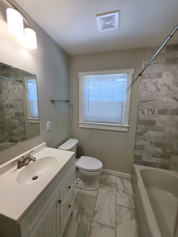 Building Photo - 2741 Norma Cir