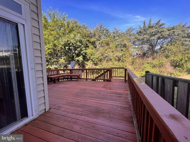 Building Photo - 519 Planters Terrace NE