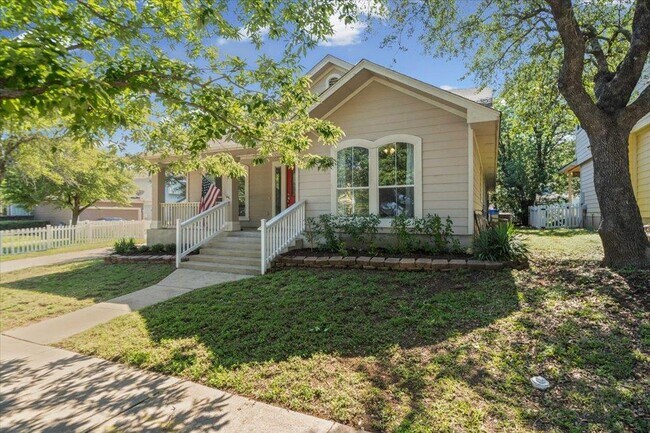 Building Photo - 317 Bandstand Ln