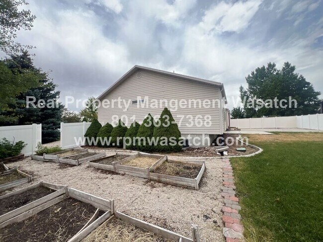 Building Photo - 7455 S 4950 W